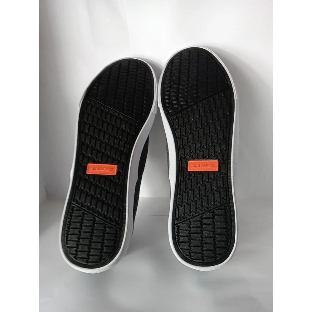 Lugz clean versatile
